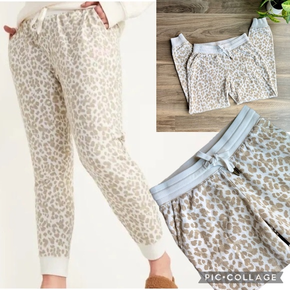 Old Navy Easy Vintage Animal Print Tan Jogger Pants Drawstring Waistband Size XS - Picture 1 of 13